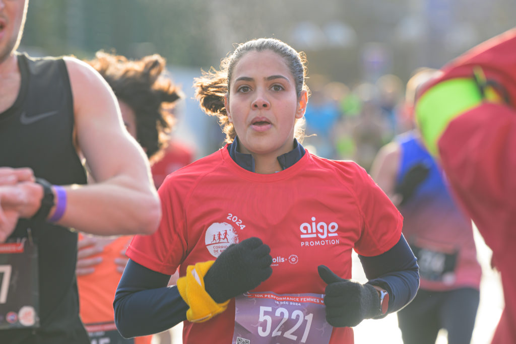 Accueil 9 Corrida Des Peres Noel Dissy Les Moulineaux 1 10k Perf © Vincent Krieger 241215 100241 VK8 1987